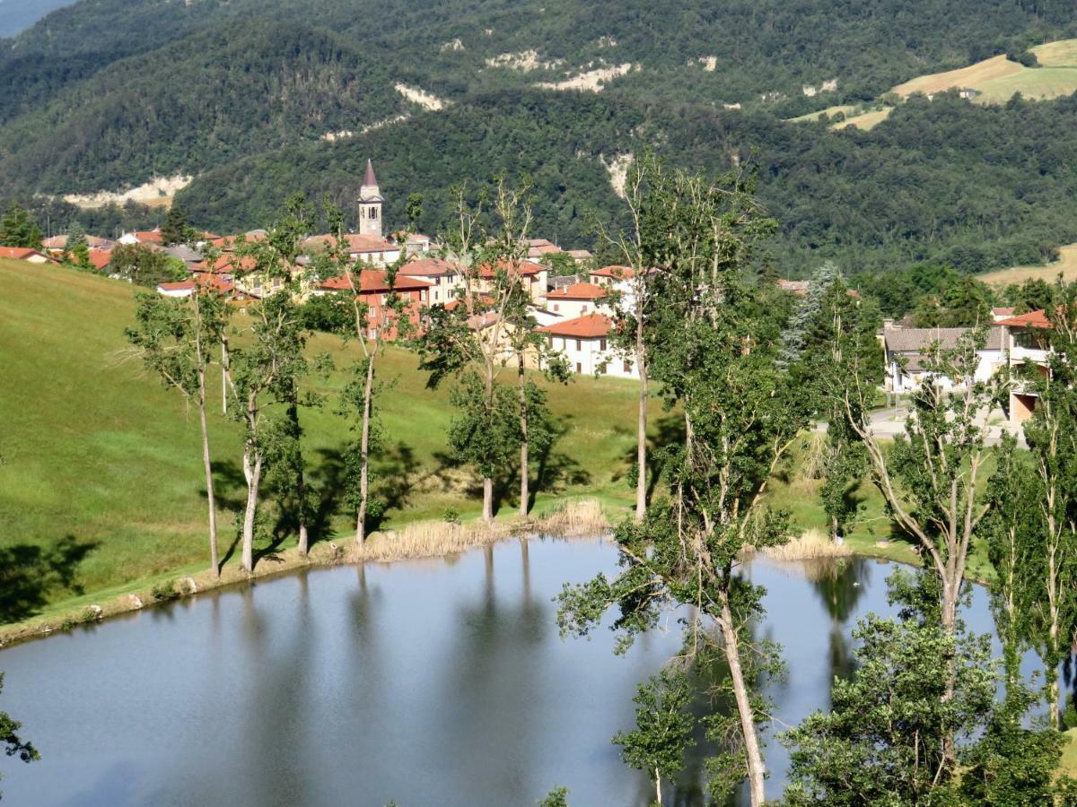 Appartamenti Cenni - Relais Su Lago Varsi Dış mekan fotoğraf